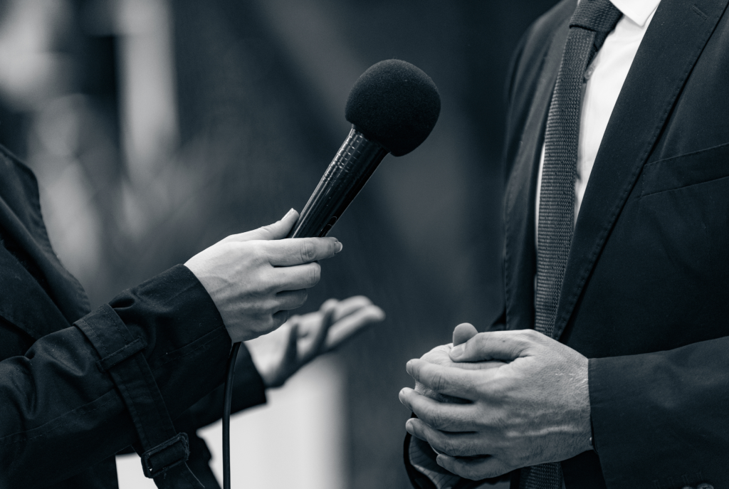 O que diferencia executivos que viram fonte da imprensa dos que apenas dão entrevistas